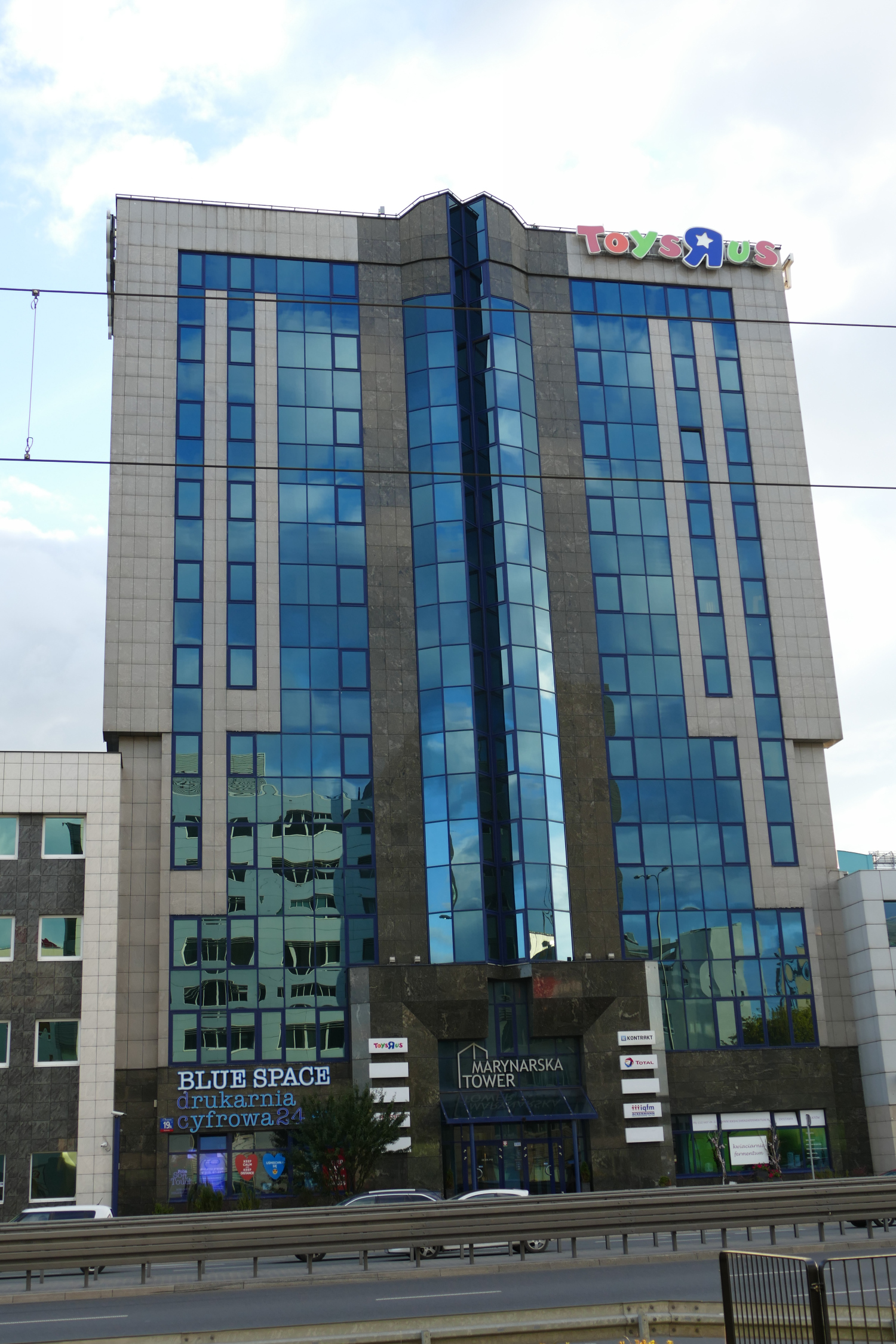 Zdjęcie architektury budynku Marynarska Tower